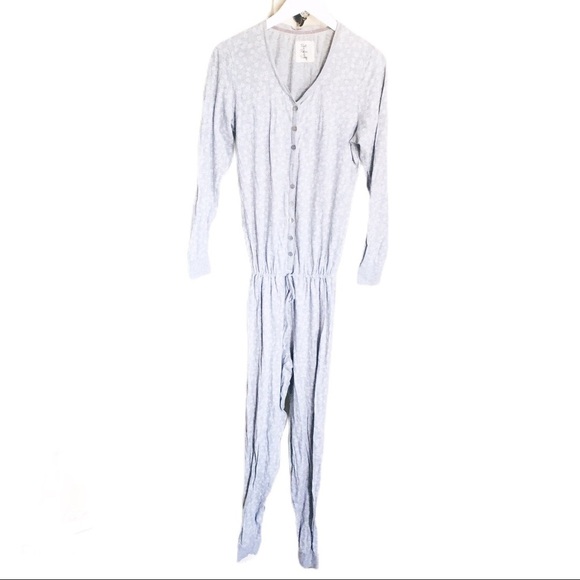 MARKS & SPENCER Floral Onesie/Pyjamas With Long Sleeves Grey Size 6 (UK 10) - Picture 1 of 8